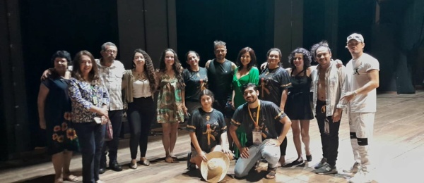 Consulado en Manaos acompañó la presentación del grupo colombiano de Teatro Tierra